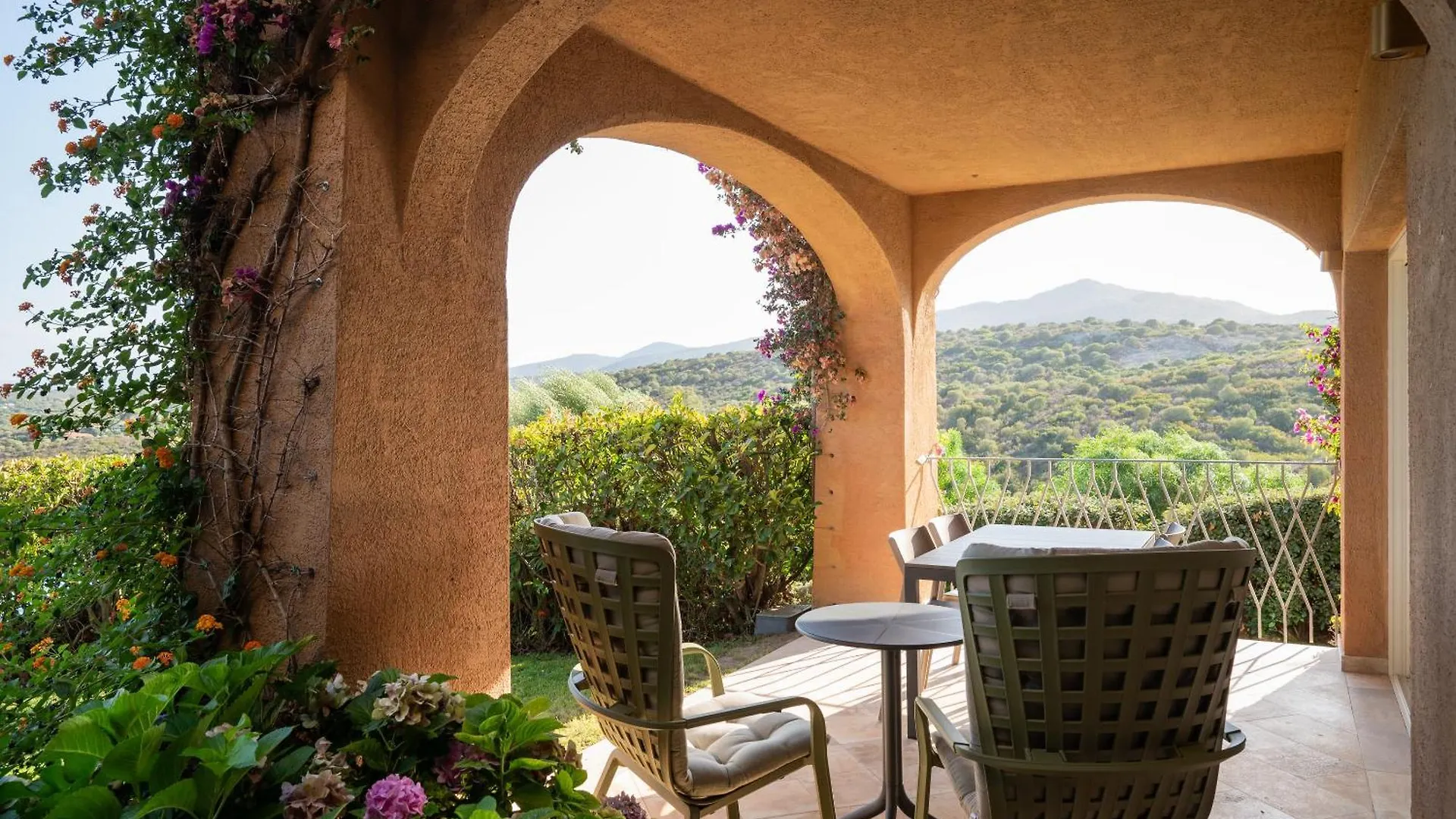 Sherden Suites - Your House In Sardinia Golfo Aranci Apartment